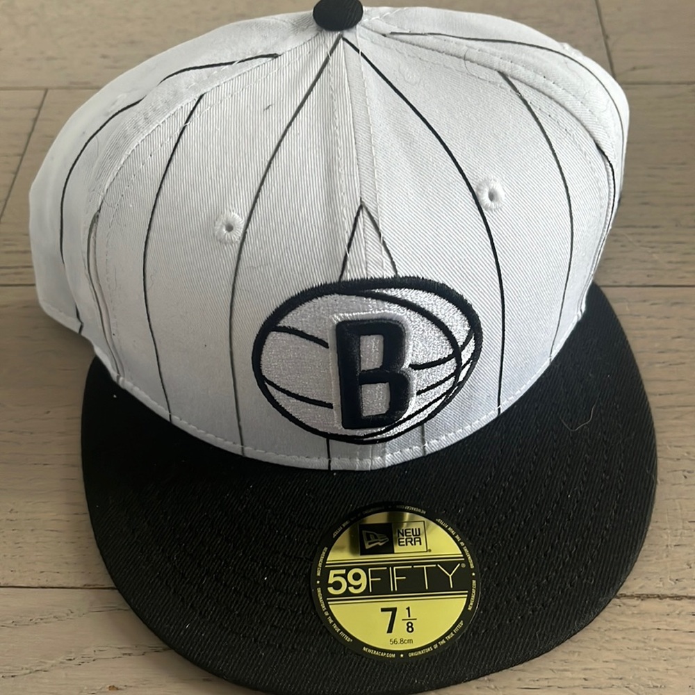 BROOKLYN NETS NEW ERA HAT PINSTRIPE